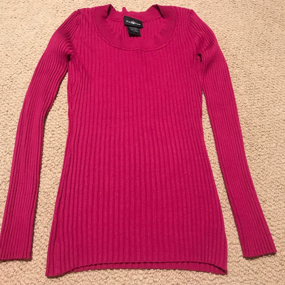 Long sleeve sweater shirt